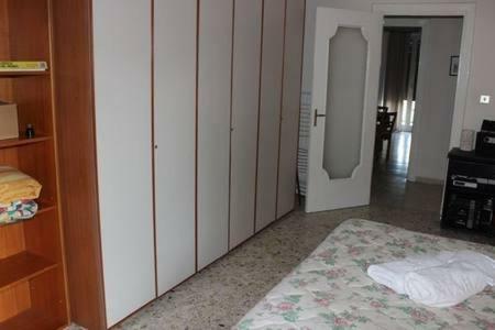 Casa Vivi' - Airport And City Apartment Napoli Ngoại thất bức ảnh