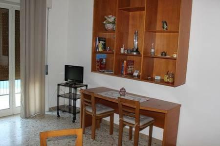 Casa Vivi' - Airport And City Apartment Napoli Ngoại thất bức ảnh