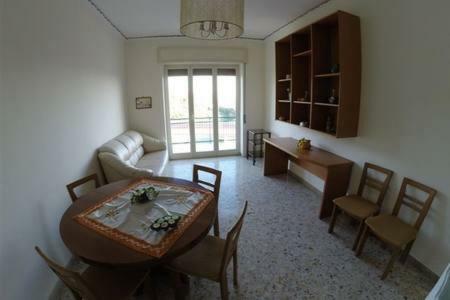 Casa Vivi' - Airport And City Apartment Napoli Ngoại thất bức ảnh